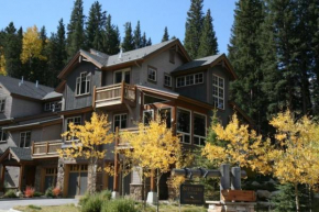 Private 2 Bedroom Townhome Located In East Keystone With Access To A Firepit, Hot Tub, And Billiards